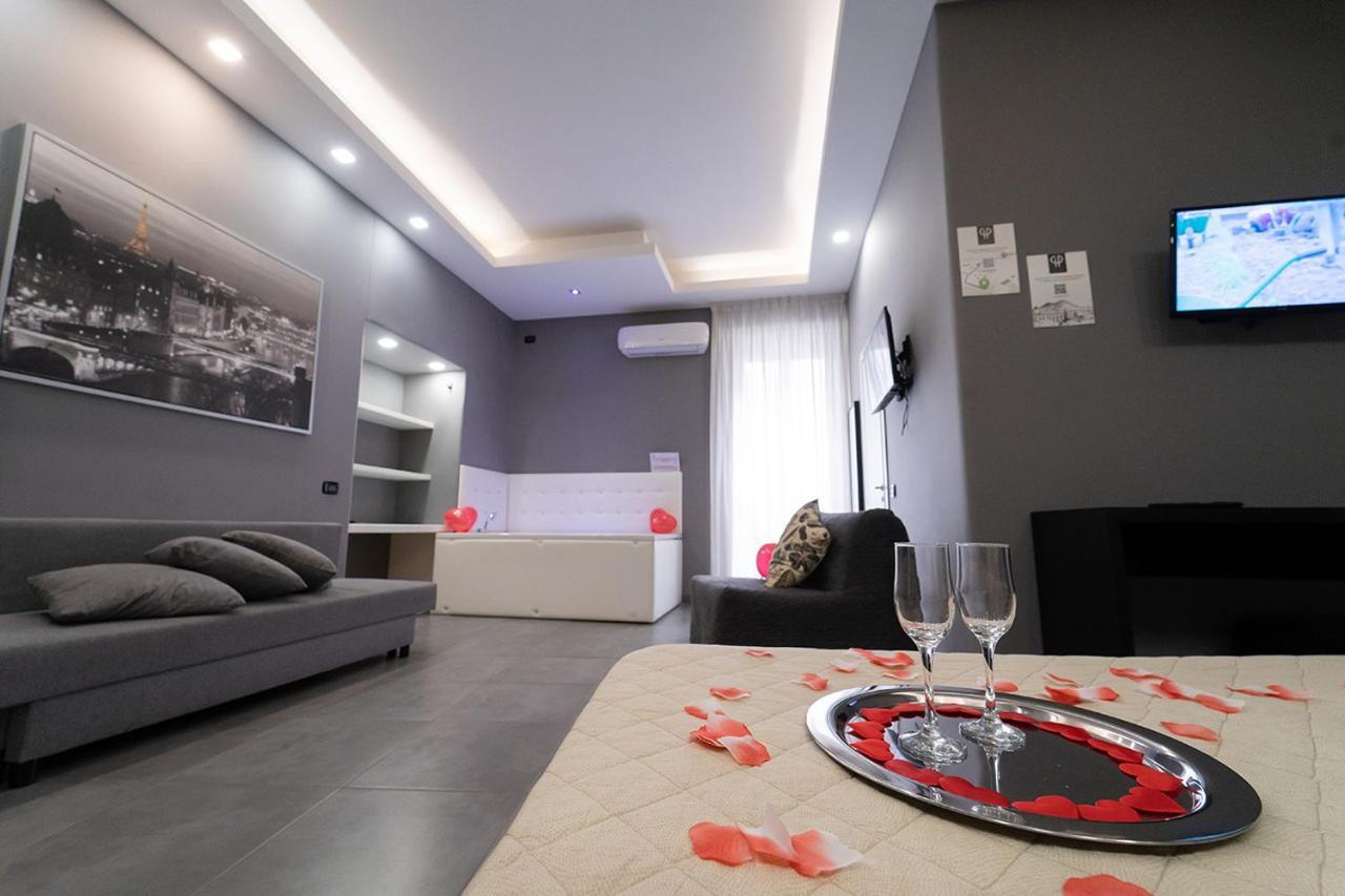 Royal House Napoli Centro, By Clapa Group Hotel Екстериор снимка