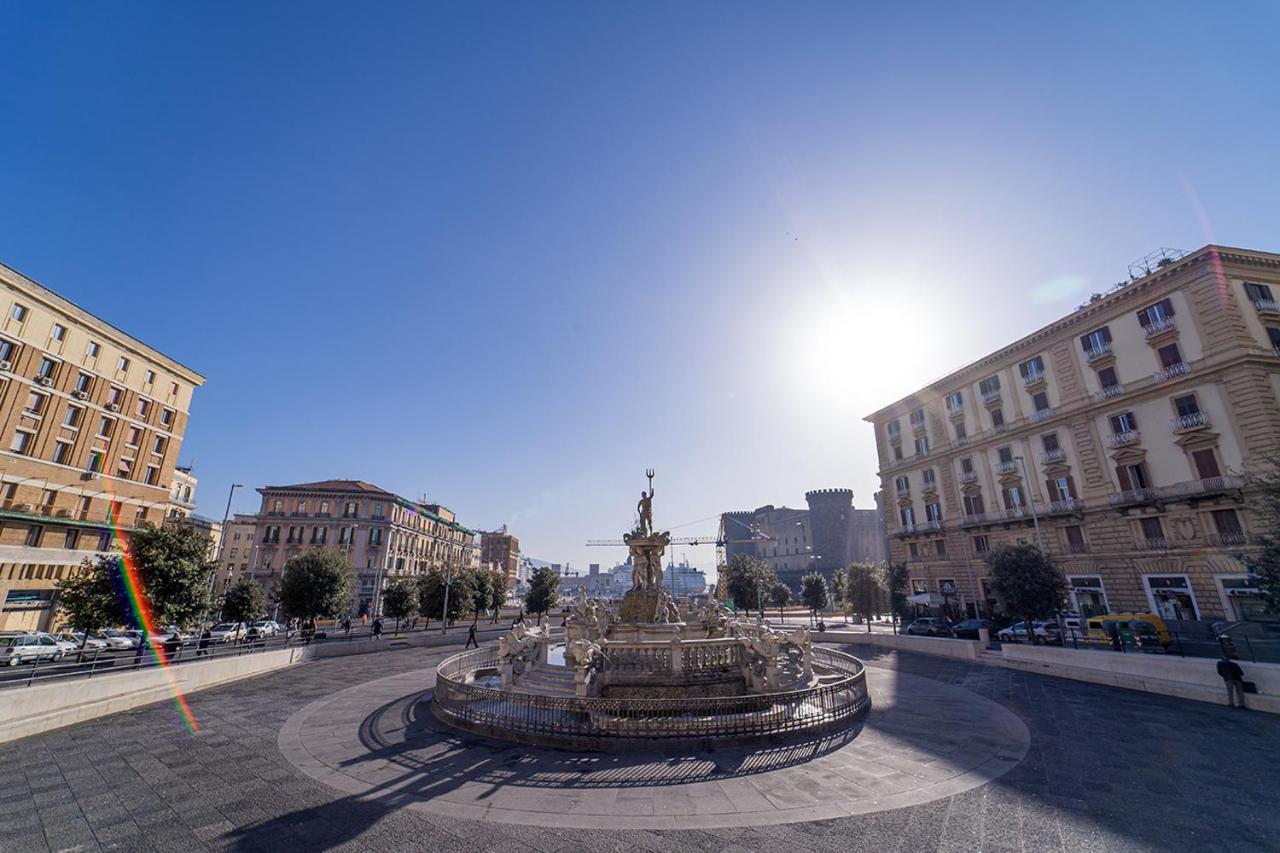 Royal House Napoli Centro, By Clapa Group Hotel Екстериор снимка