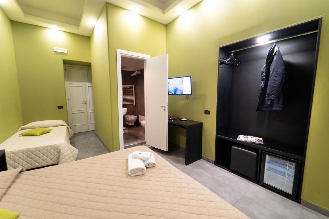 Royal House Napoli Centro, By Clapa Group Hotel Екстериор снимка