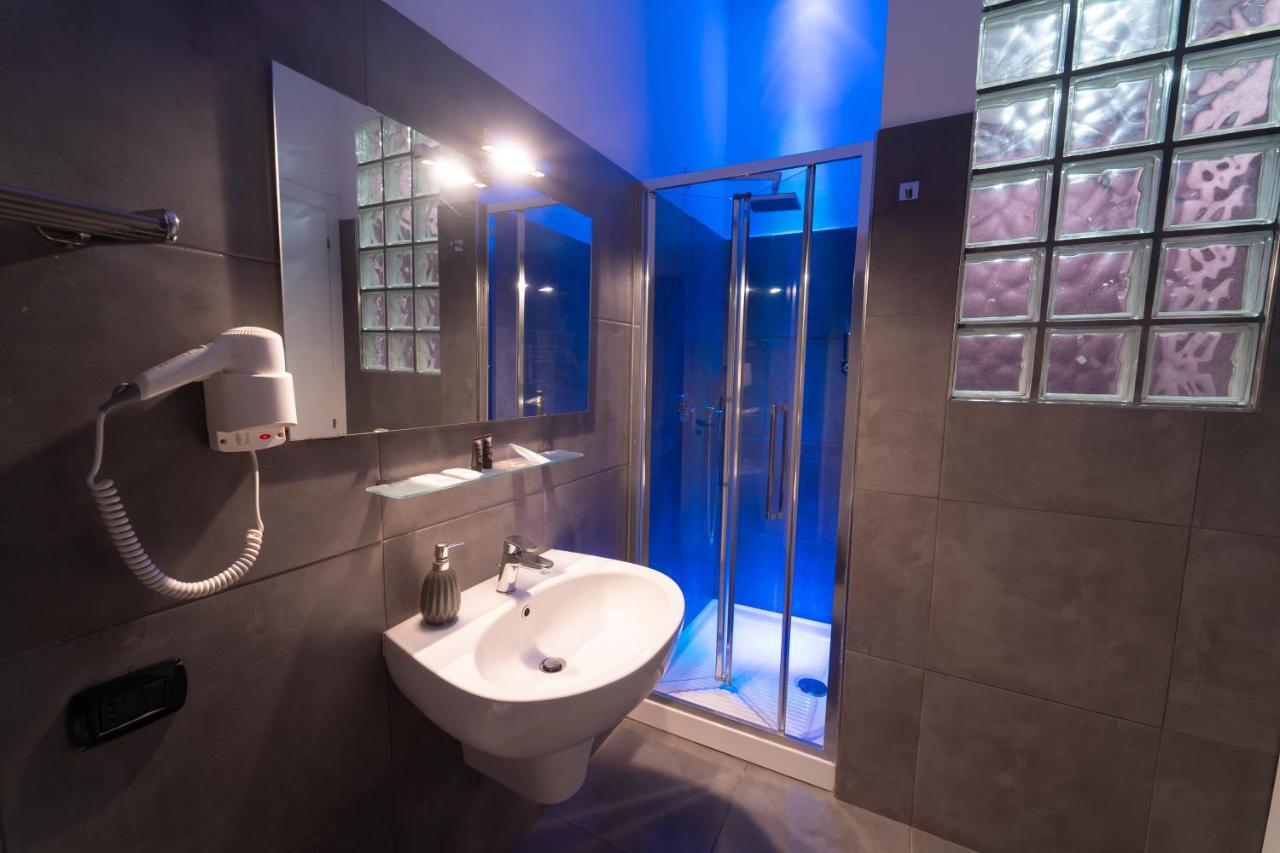 Royal House Napoli Centro, By Clapa Group Hotel Екстериор снимка
