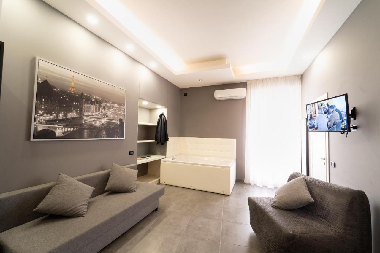 Royal House Napoli Centro, By Clapa Group Hotel Екстериор снимка
