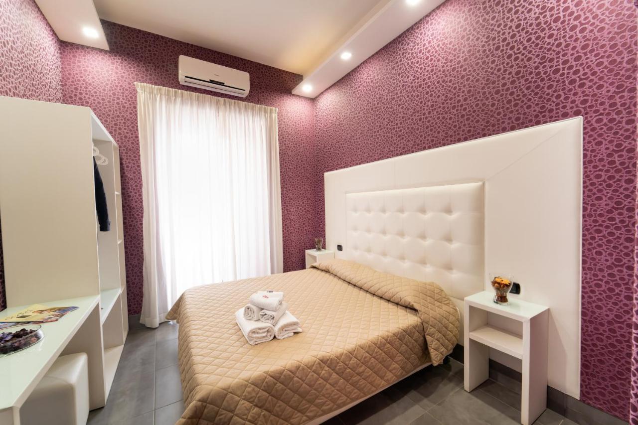 Royal House Napoli Centro, By Clapa Group Hotel Екстериор снимка