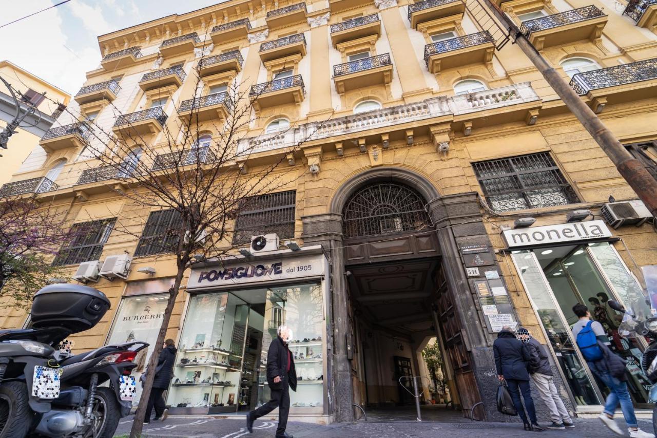 Royal House Napoli Centro, By Clapa Group Hotel Екстериор снимка